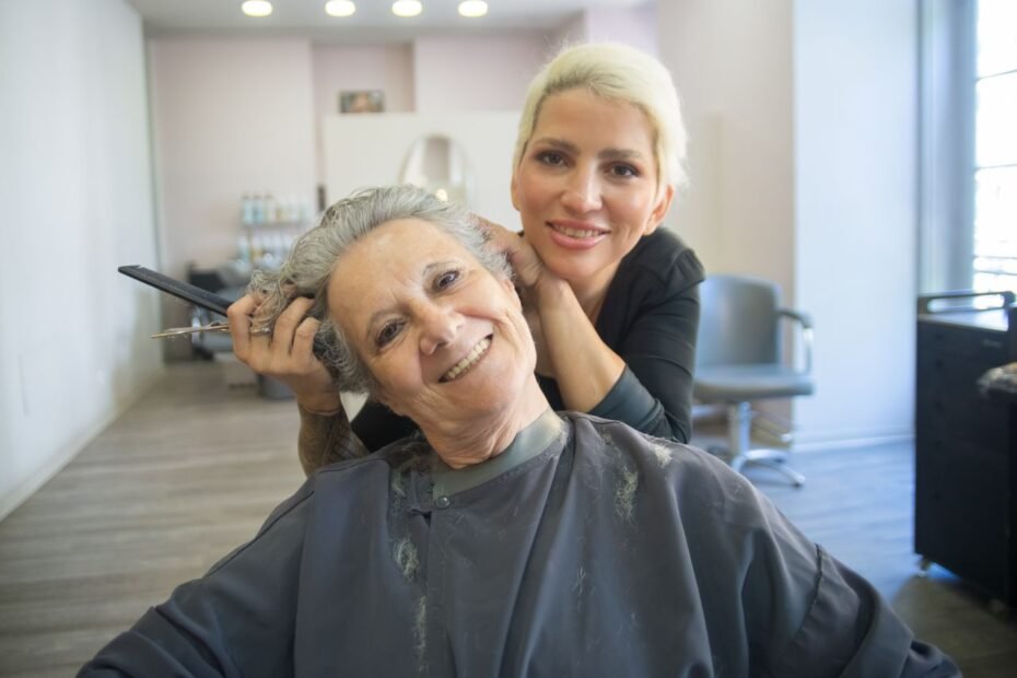 hairstyle face framing for 50 year female